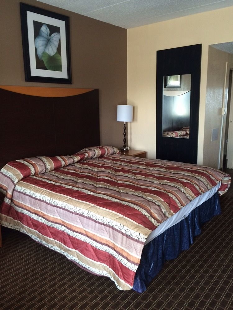 Diamond Inn & Suites Richmond Ngoại thất bức ảnh